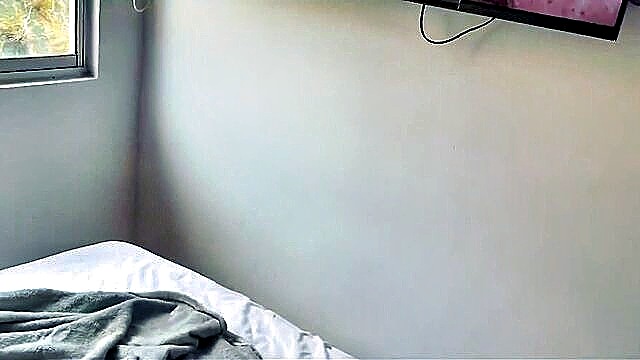 cumshot, big ass, blowjobs - busty stepsis porn