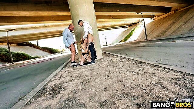 Angelique Lapiedra - public bang autobahn threesome