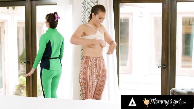 big tits, mom, lesbian - lusts clients body vid