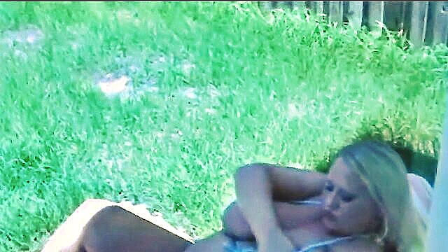 fat girl sucks cock : ClubTug