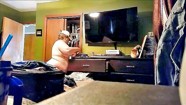 fatty, bbw, wifey - bbw christine krug cleaning