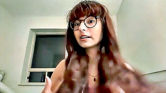 elisehart_ - hairypussy camgirl elisehart