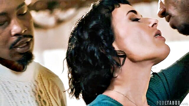 Isiah Maxwell, Olive Glass, Hollywood Cash - intense threesome sex video