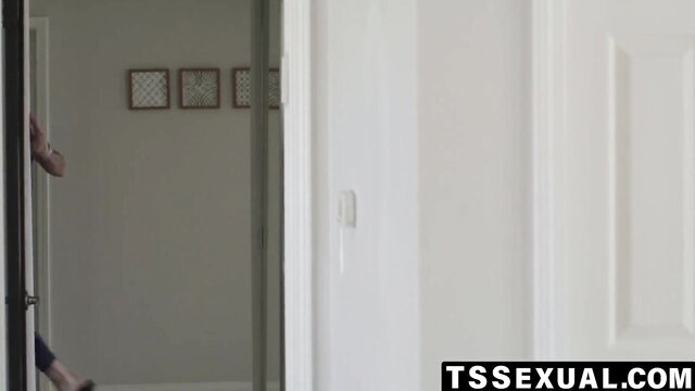 Rodrigo Amor, Zariah Aura - tranny cock sucking Transsensual