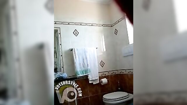 old, grandmother, bath - hiding cam granny sex
