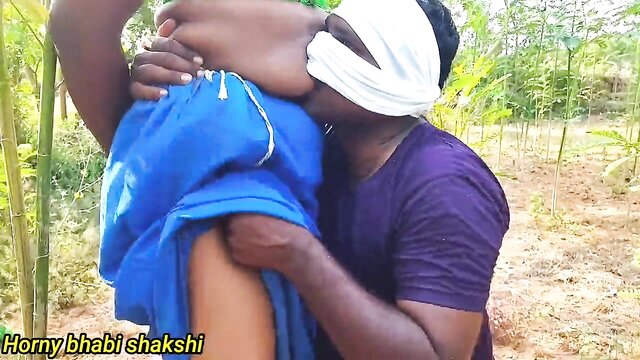 tamil forest fuck with boyfriend : Horny bhabi shakshi