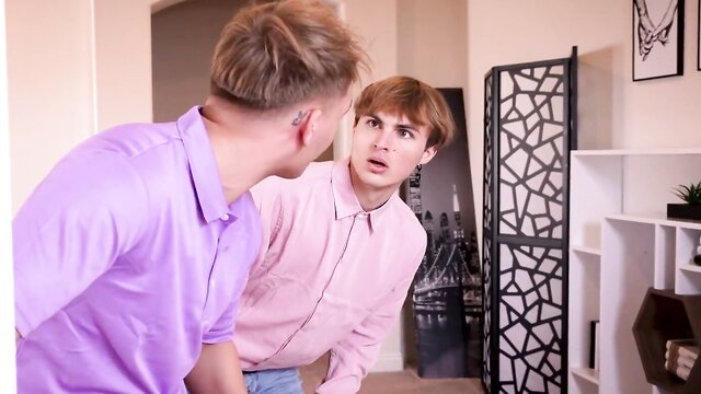 Nickey Huntsman, Lauren Phillips, Joshua Lewis - stepmoms fucking stepsons