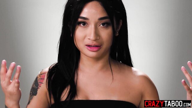 Avery Black - hot asian milf masturbation
