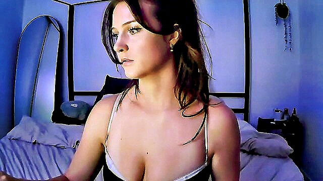 nickyselene - camgirl nickyselene big ass tease