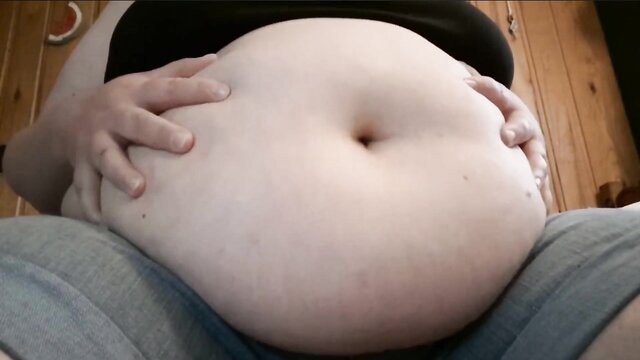 vore, big women, bbw - bbwgf vore eat