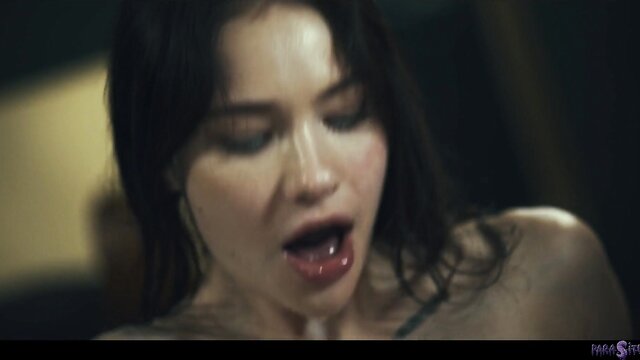 Matty Mila, Octokuro - kinky lesbian eating