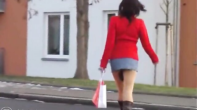 public pantyhose dany psg : Scat Porn Transgender10