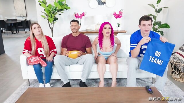 Lily Lou - brazzersexxtra lily lou wrb
