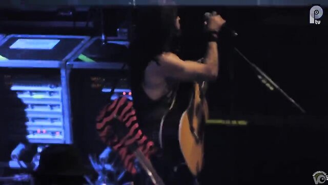 tits, redhead, bombshell - redhead boob at rock concert