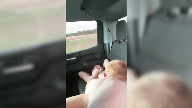 didordidnt785 - wife gets fucked in the backseat
