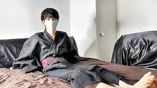 amateur japanese teen gives a missionary handjob in yukata : fc2