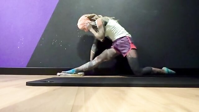 compilation, gym, bodybuilding - gym routine with tattoo model anuskatzz