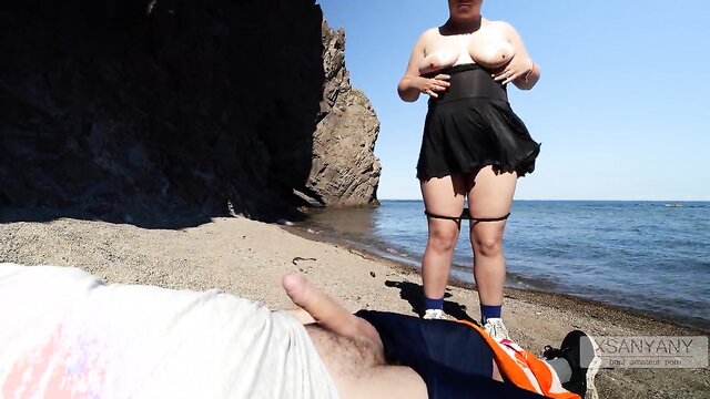 beach exhibitionist public flash : XSanyAny