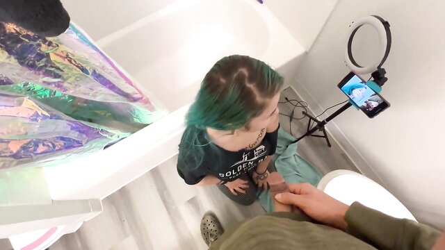 AlleyBite - cock to mouth with alleybite