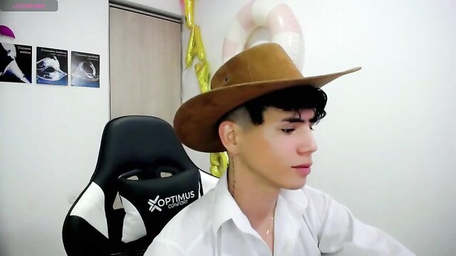 amature, big cocks, action - fresh colombian twink
