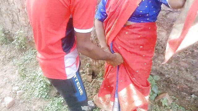 risky outdoor bhabhi sex : Couplepro