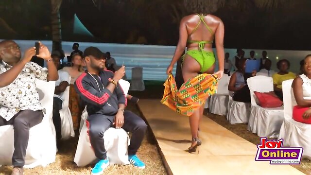booty girls, african booty, fashion show - african booty girls fashion show