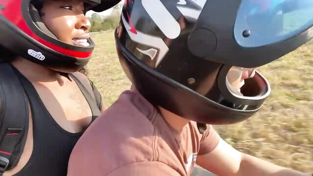 ass, gym, natural tits - married woman in woods xxx