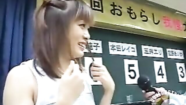 japanese, girls, sporty - japanese sporty girls pissing contest
