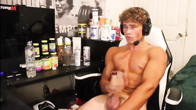 big cocks, cum shots, amature - flexing muscle boy jerk off