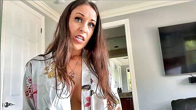 milf, mom, blowjob - alex adams MILF video