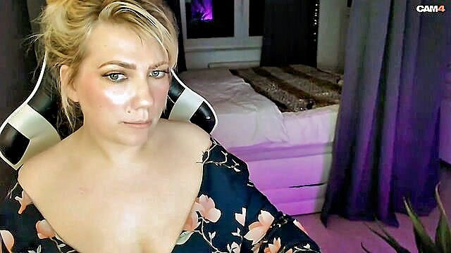big tits, amateur, bbw - german camgirl obese sex