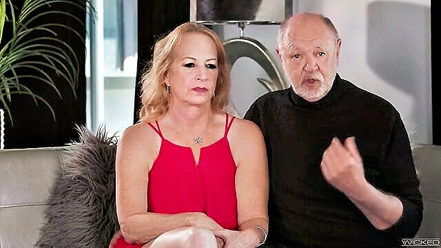 chubby mature bonnie nilsen : Wicked