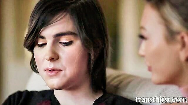 adele hollywood Ella Hollywood Adira Allure : TransThirst