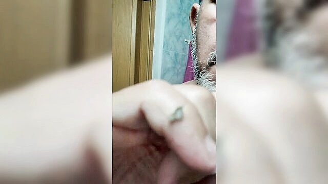 digging, snot, guy - gross snot shoot blás