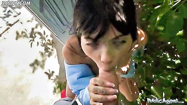 colombian girl outdoor sex : fakehub