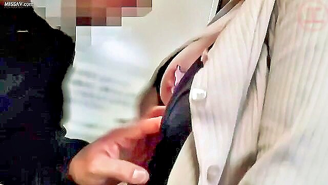 asian, amateur, 素人 - amateur asian girl gets her pussy licked and fucked in missionary position