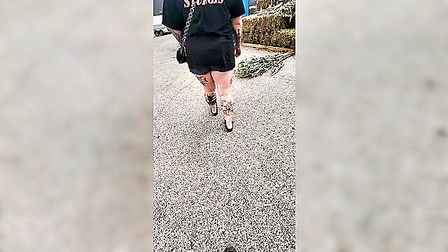 jeans, shorts, pee - porta potty accident pee