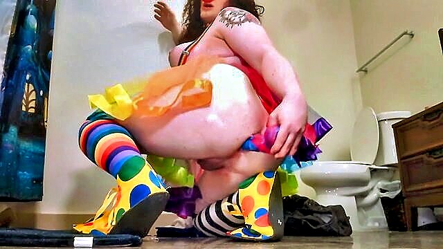 anal, cumshot, big tits - trans clown blowjob