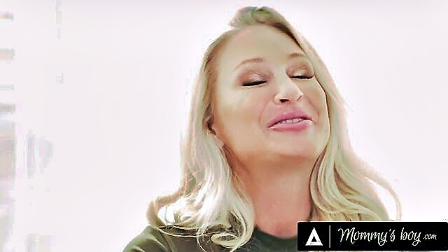 mom, massage, student - mama’s hunk alexis malone