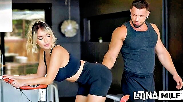 bald pussy, athletic, big ass - coozy tatiana alvarez hd sex