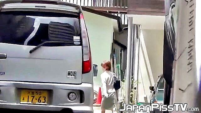 asian piss puddle spycam : Piss Japan TV