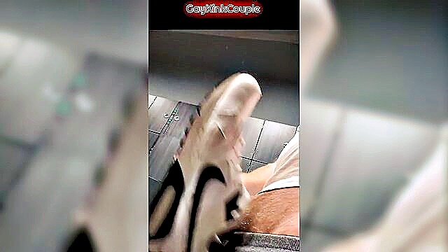 GayKinkCouple - sneaker sharing nike air max