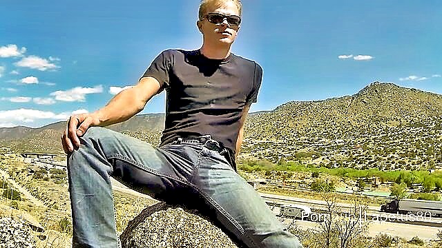 lapetus80 - public pissing jeans fetish