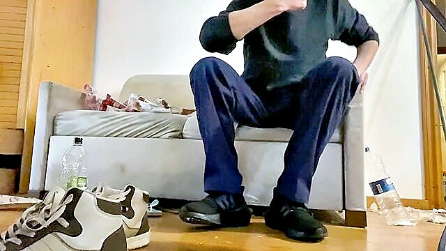Marc Godly - gay feet soles fetisch