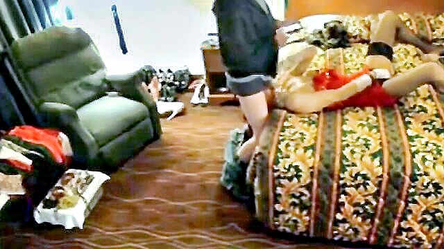 blowjob, amateur, crossdresser - gagging sissy blowjob