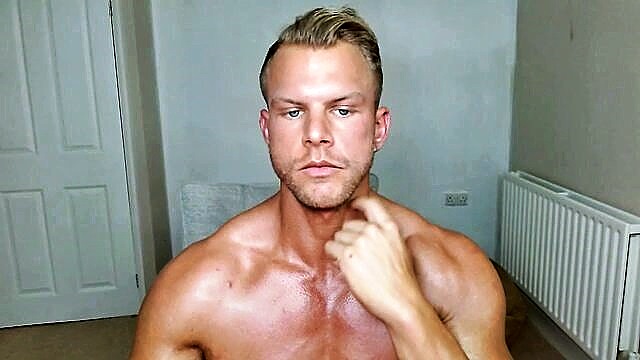 record private, male webcam, alexandersteelmuscle - muscle guy gets fucking hot blowjob