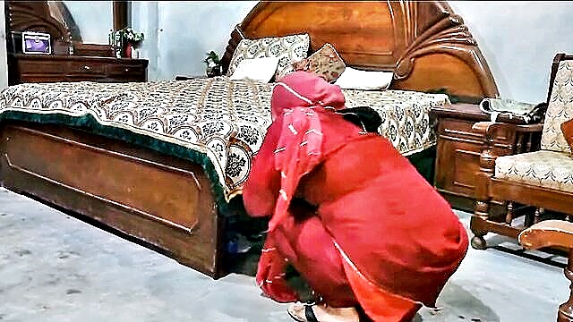 aunty, bhabhi, aunty hot - village bhabhi zoya shoaib