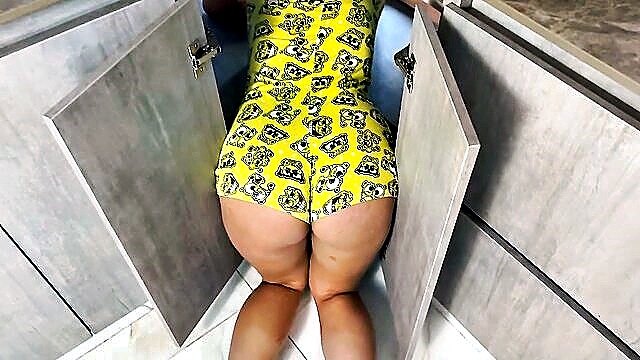 babes, latina, fetish - roommate stuck in kitchen drawer porn