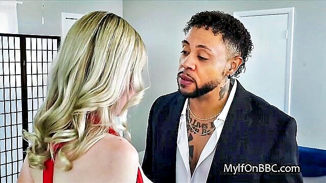 Sloppy, Rebel - hot blond mom air girl