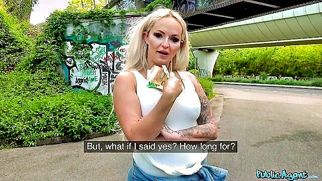 louise lee outdoor sex : Public Agent